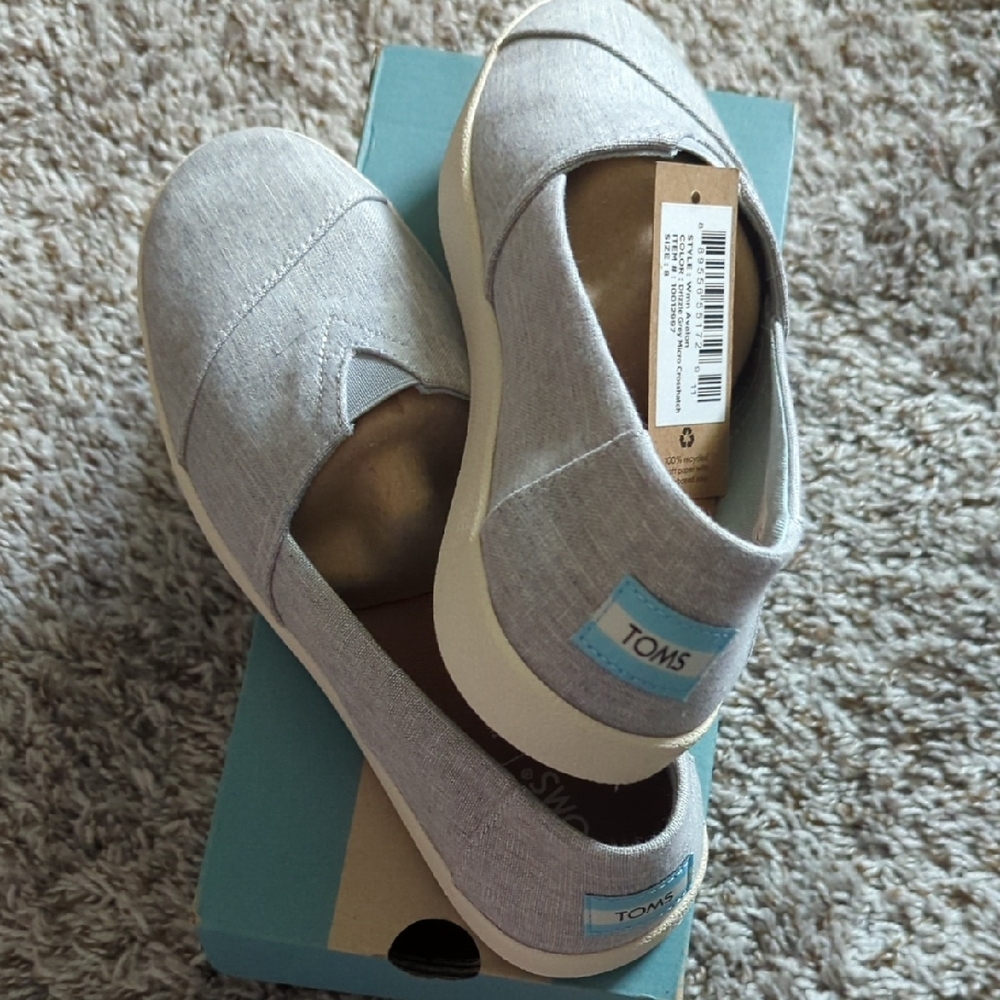 Tom's Avalon In Drizzle Gray -New
